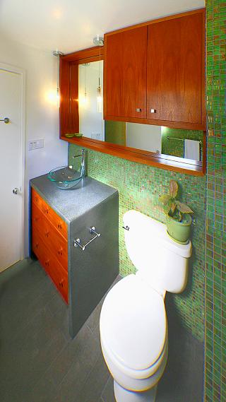 Green Bath Inside